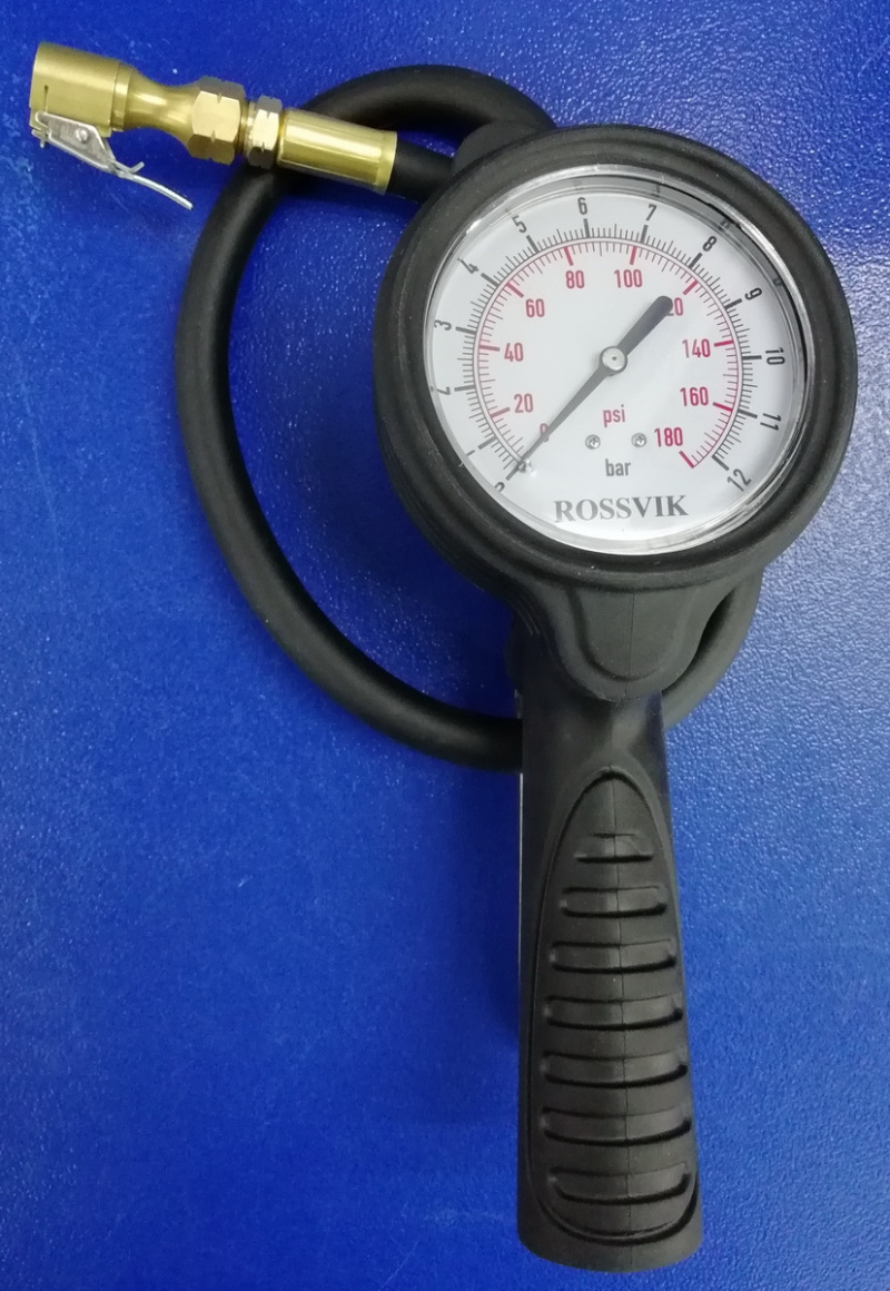 Пистолет для подкачки колес механический Rossvik H33